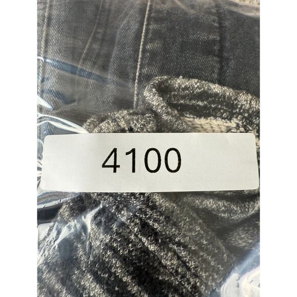 Free People Size S Cropped Denim Jacket Outdoor Hooded Blue Long Sleeve Button - Picture 8 of 8